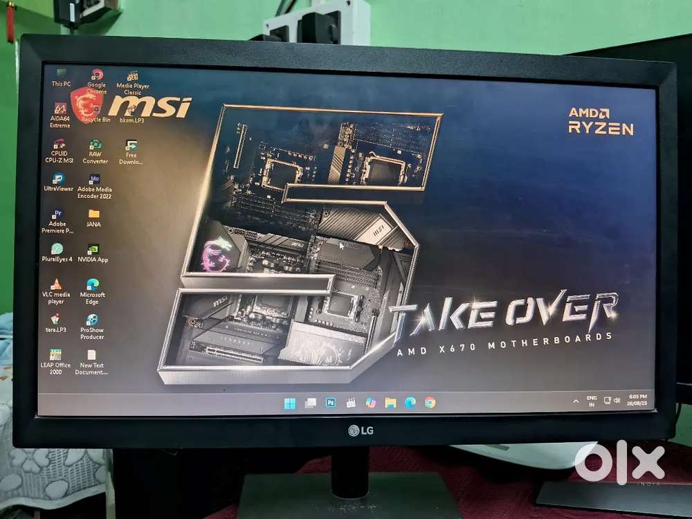 This is a 20-inch monitor (20&prime;&prime; class, diagonal approximately 19.5 inch