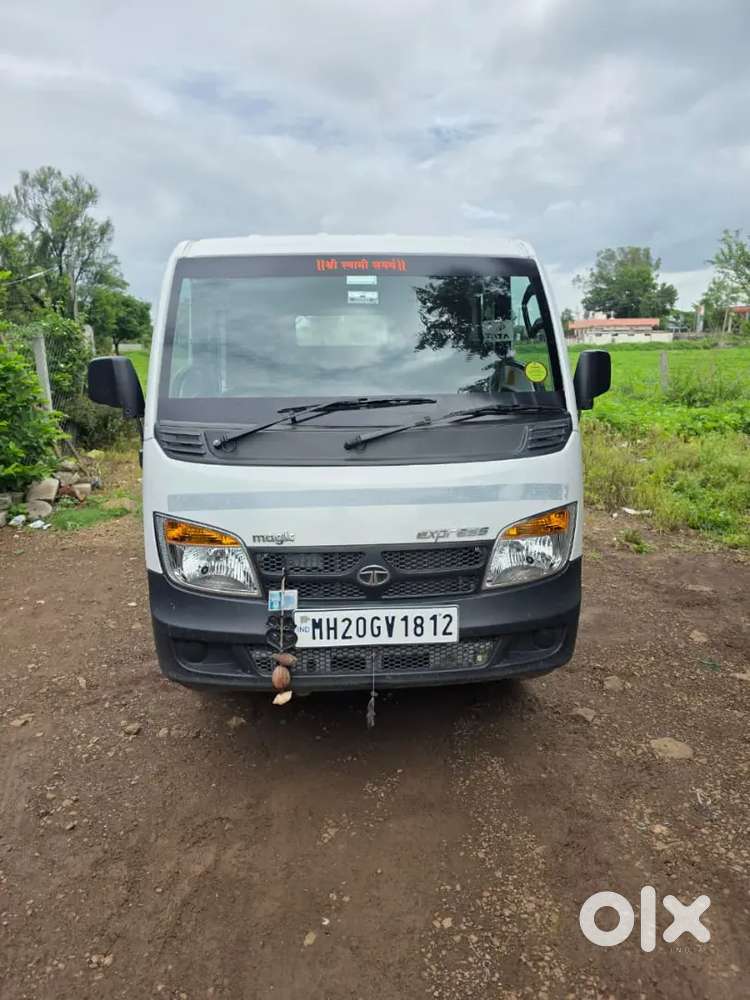 Tata Winger Platinum 2024