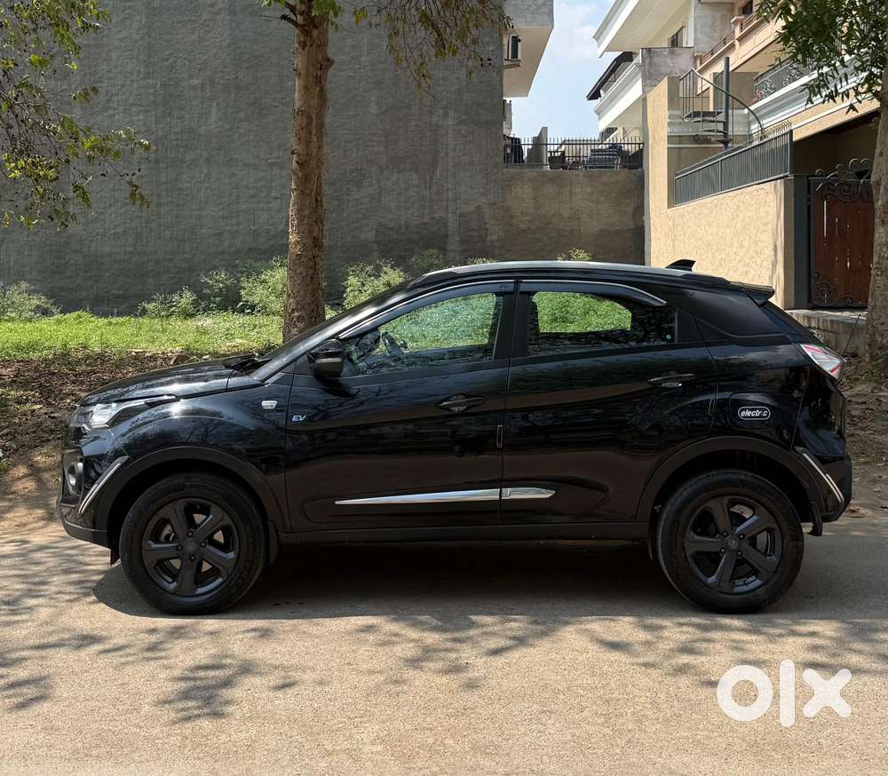 Tata Nexon Ev Xz Plus Lux Dark Edition, 2021, Electric