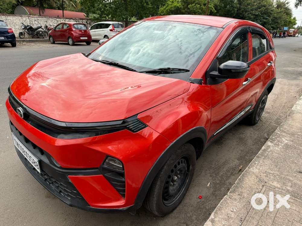 Tata Nexon Petrol 2024