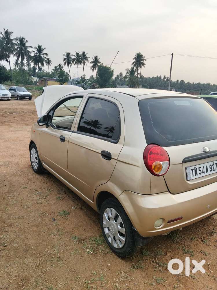 Petrol.  Lpg   Choverlat Spark Car 2009 Model