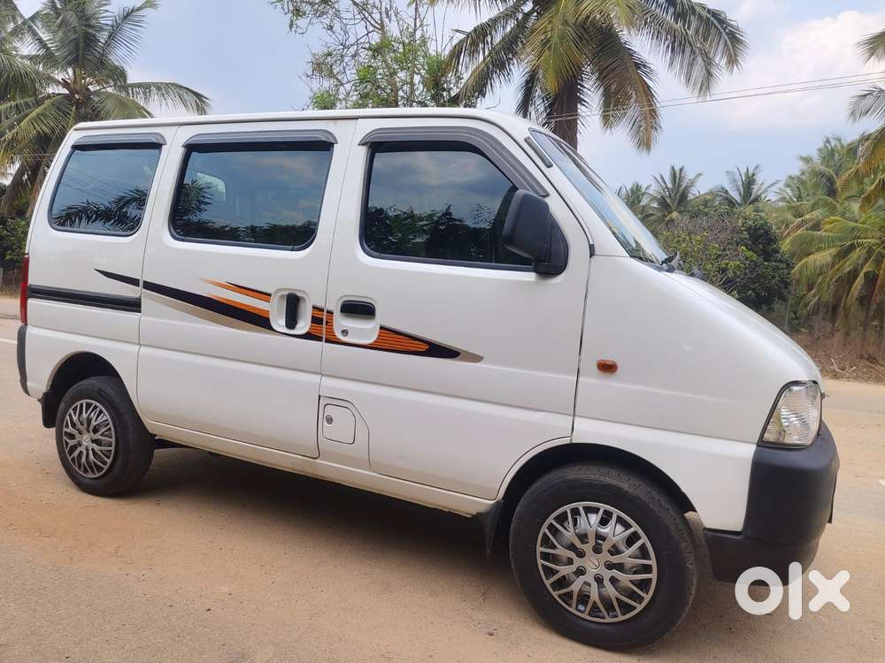 Maruti Suzuki Eeco 5 Str Ac (o), 2021, Petrol