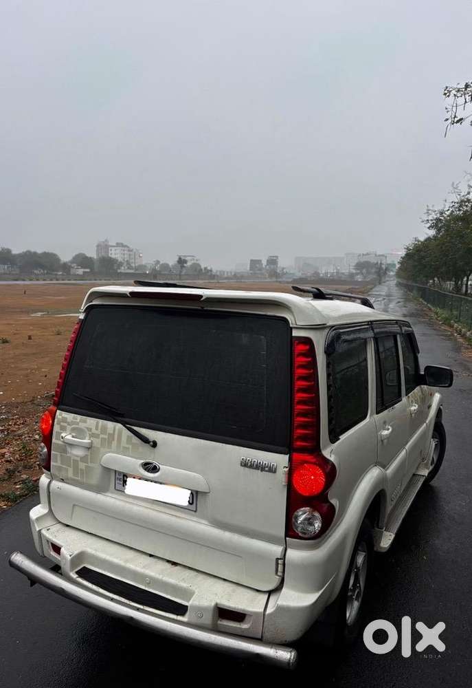 Mahindra Scorpio 2011 Diesel Well Maintained