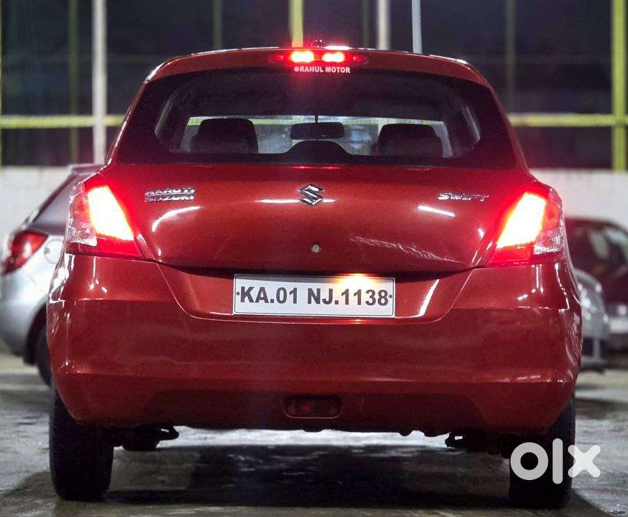 Maruti Suzuki Swift Vxi + Manual, 2011, Petrol