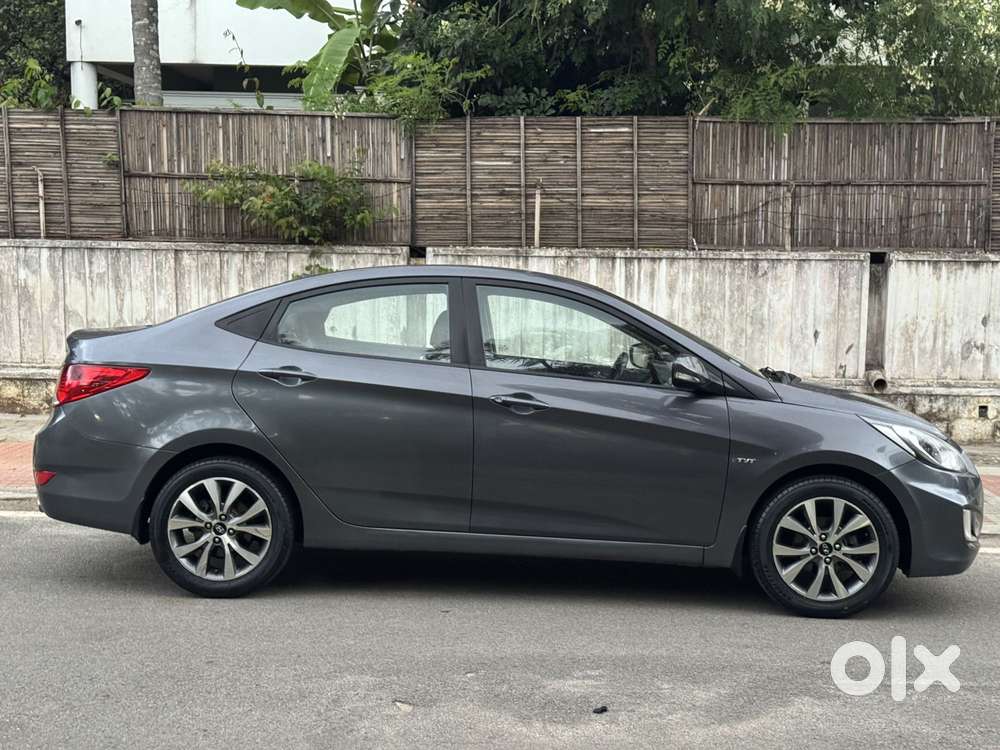 Hyundai Fluidic Verna 1.6 Vtvt Sx, 2014, Petrol