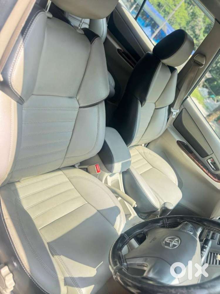 Toyota Innova 2.5 V 7 Str, 2013, Diesel
