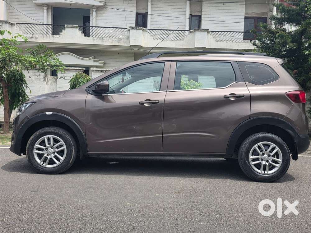 Renault Triber Rxl, 2022, Petrol