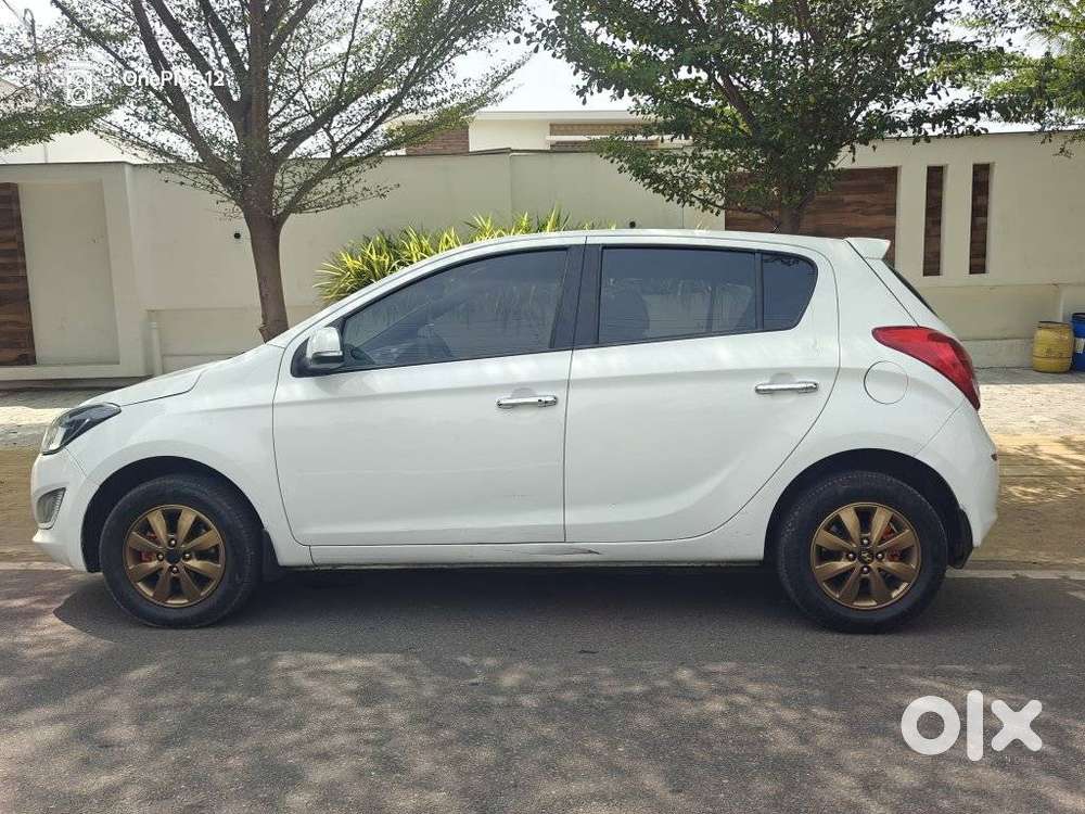 Hyundai I20 Diesel Asta Option, 2013, Diesel