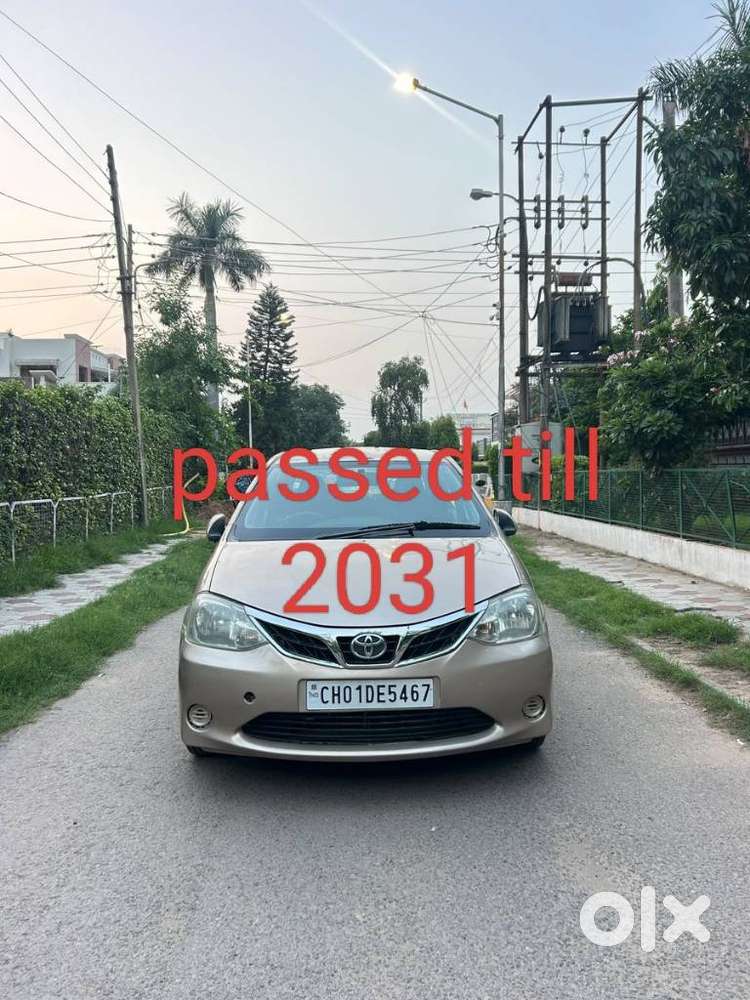 Toyota Etios, 2011, Petrol