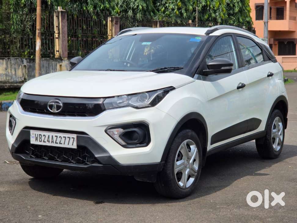 Tata Nexon 1.2 Revotron Xm (s), 2020, Petrol