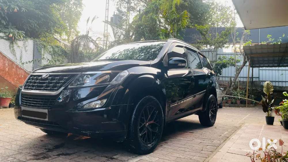 Mahindra Xuv500 2020 Diesel 56000 Km