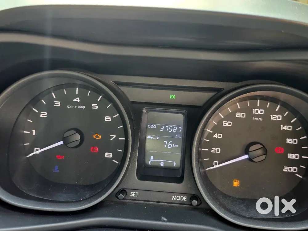Tata Nexon 2018 Petrol 37900 Km Driven