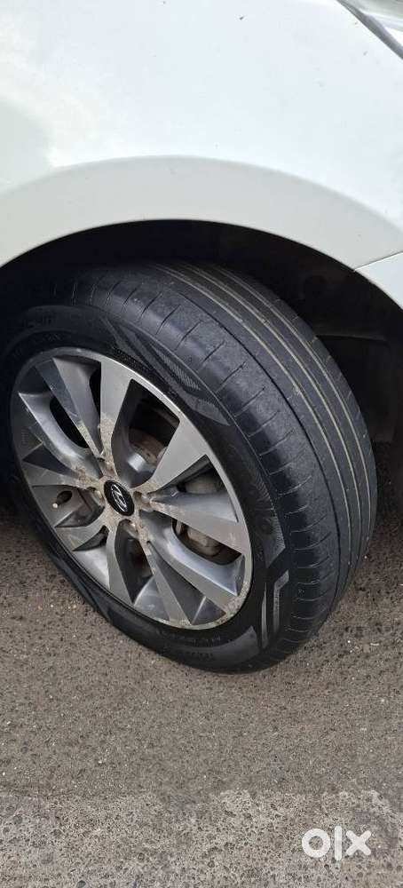 Hyundai Verna Vtvt 1.6 Sx, 2015, Petrol