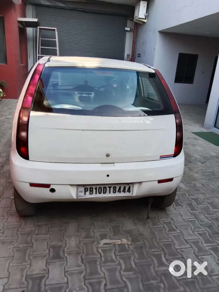 Tata Indica Vista 2012 Diesel 105000 Km Driven
