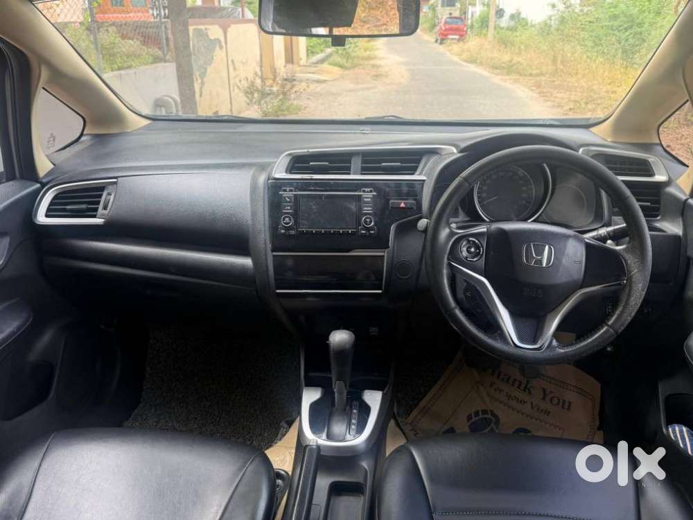 Honda Jazz V Automatic, 2016, Petrol
