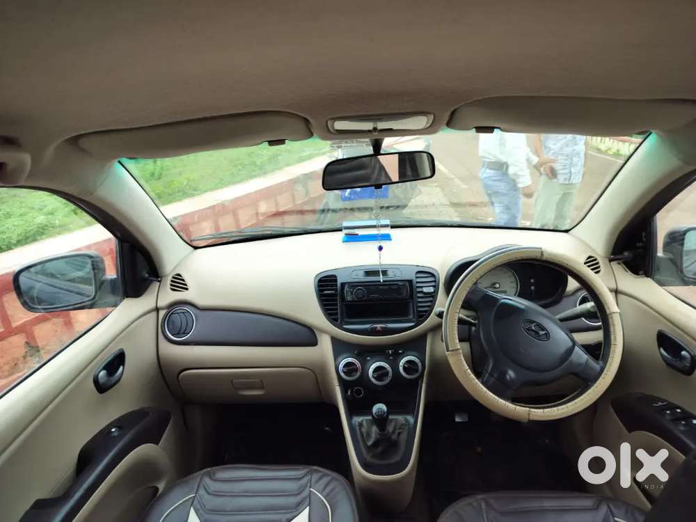Hyundai I10 Sportz Petrol /lpg Company Fited