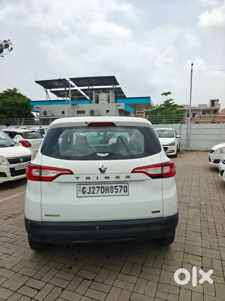 Renault Triber 1.0 Rxe, 2021, Petrol