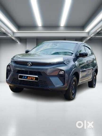 Tata Nexon Smart 1.2 Revotron Petrol 5 Mt, 2024, Petrol