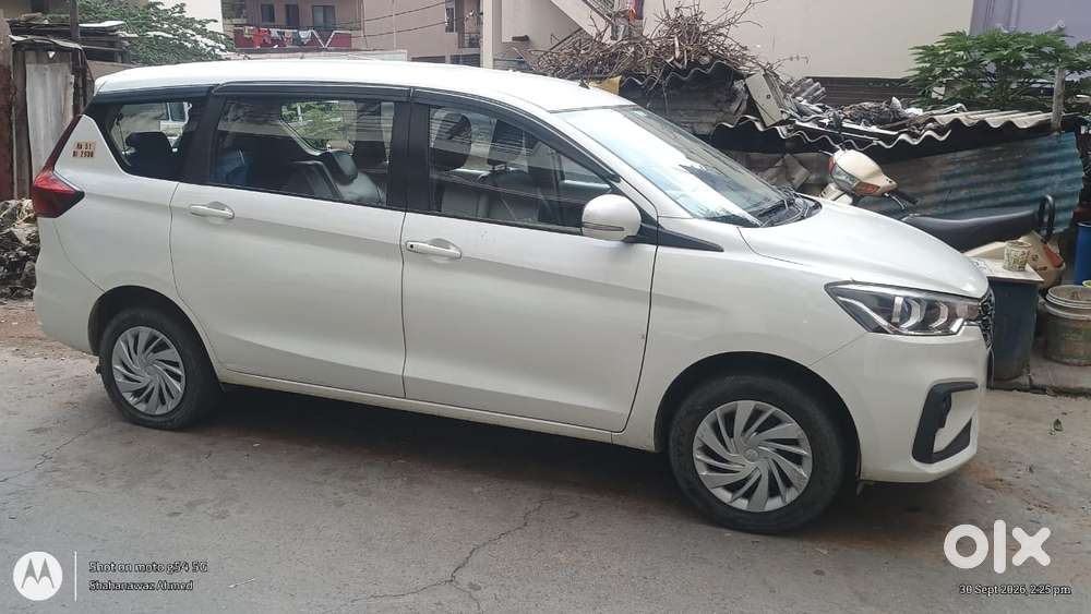 Maruti Suzuki Ertiga Vxi Cng, 2023, Cng & Hybrids