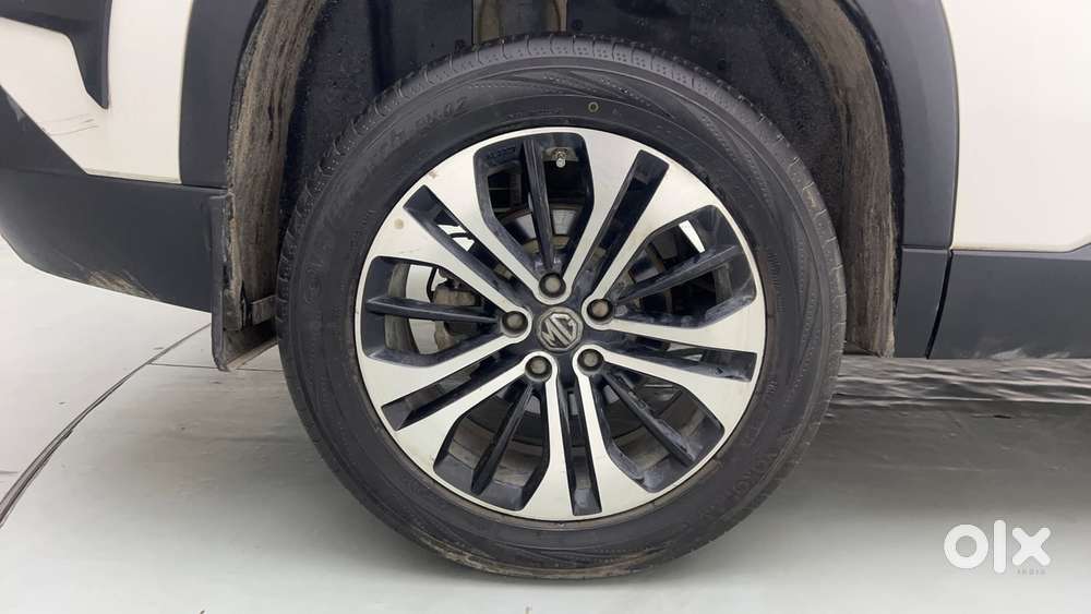 Mg Hector Sharp Pro 1.5 Turbo Mt Dual Tone, 2022, Cng & Hybrids