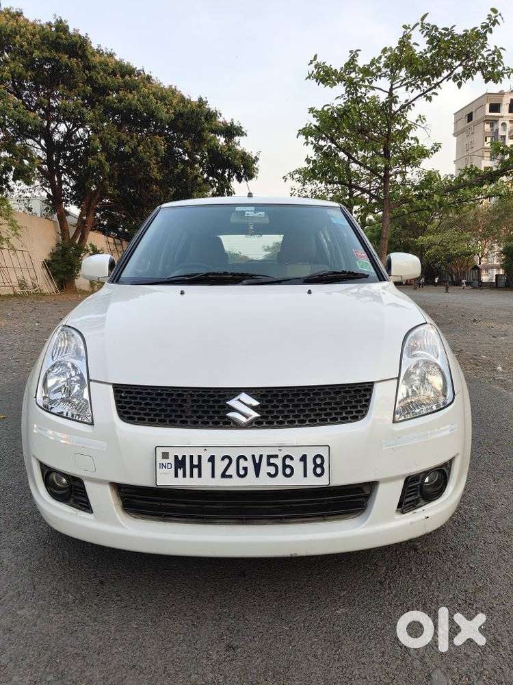 Maruti Suzuki Swift Vxi 1.2 Abs Bs-iv, 2011, Petrol