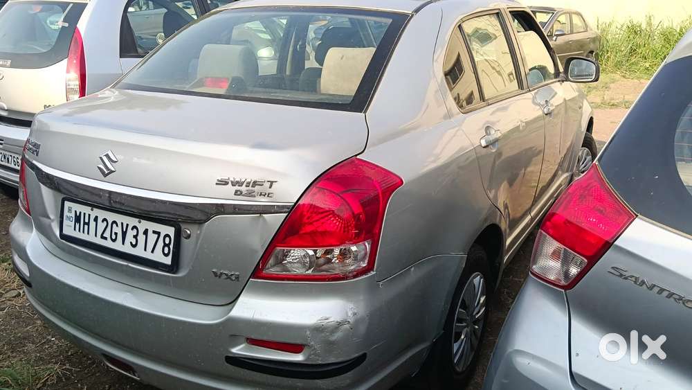 Maruti Suzuki Swift Dzire Vxi Optional, 2011, Petrol