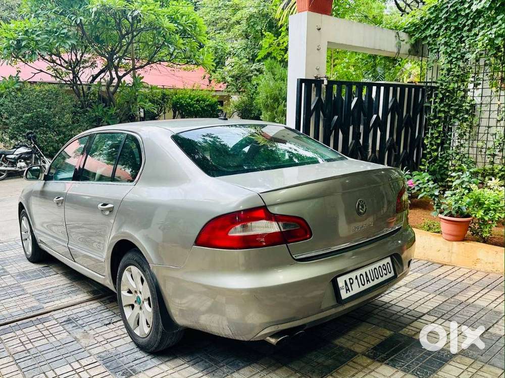 Skoda Superb 1.8 Elegance Tsi At, 2010, Petrol