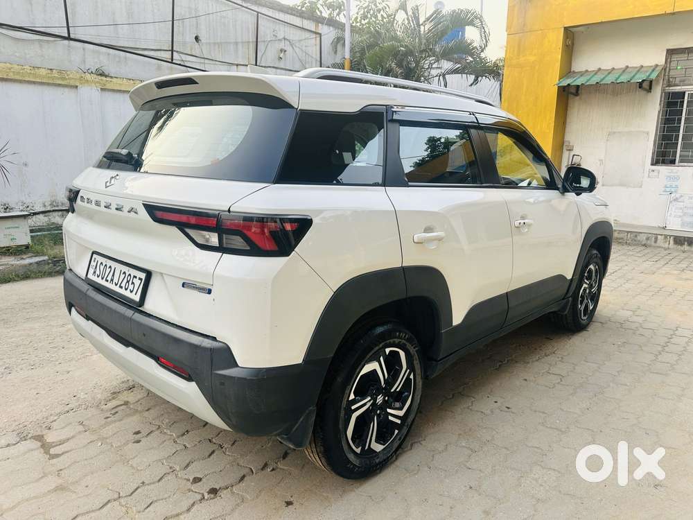 Maruti Suzuki Brezza 1.5 Zxi Plus Smart Hybrid, 2022, Petrol