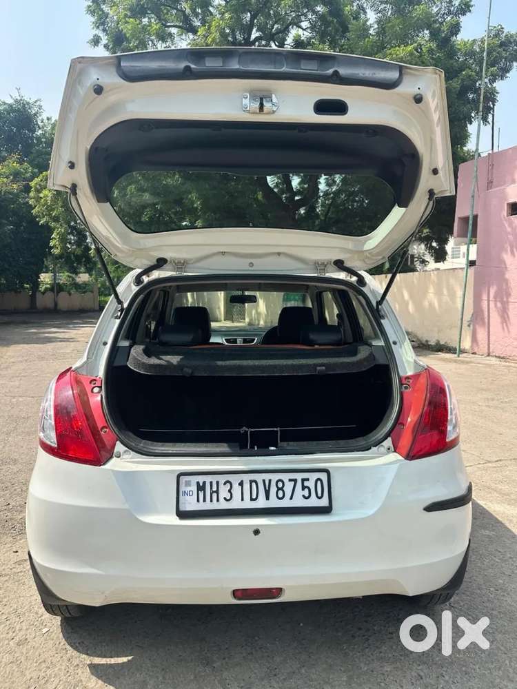 Maruti Suzuki Swift Vxi Bsiv, 2012, Petrol