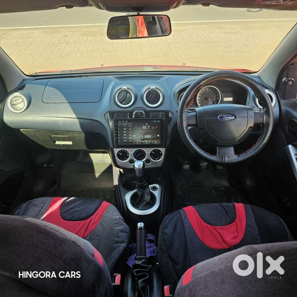 Ford Figo 1.2p Titanium Mt, 2013, Petrol