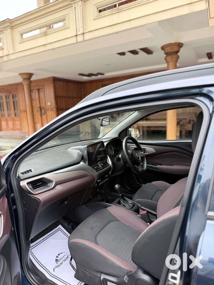 Maruti Suzuki Fronx Sigma 1.2l Mt, 2023, Petrol
