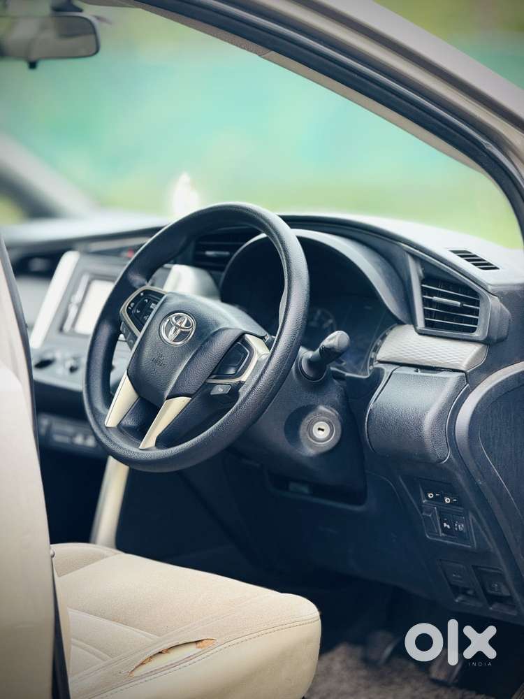 Toyota Innova Crysta 2.4 G Mt 8s, 2019, Diesel