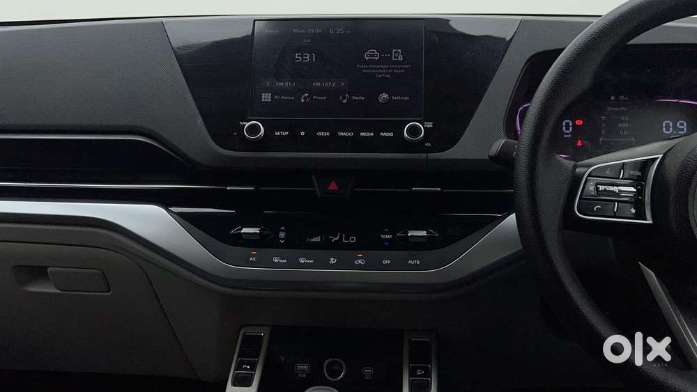 Kia Carens 1.4 Prestige Plus Turbo 7 Str, 2022, Petrol