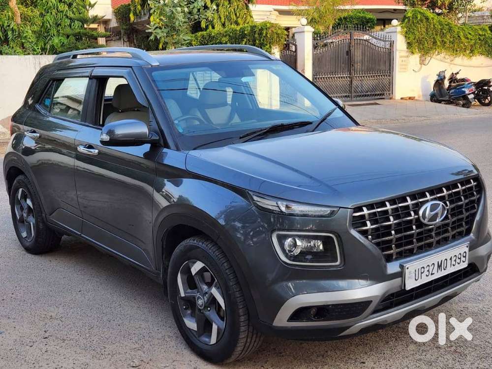 Hyundai Venue Sx Dual Tone, 2022, Diesel