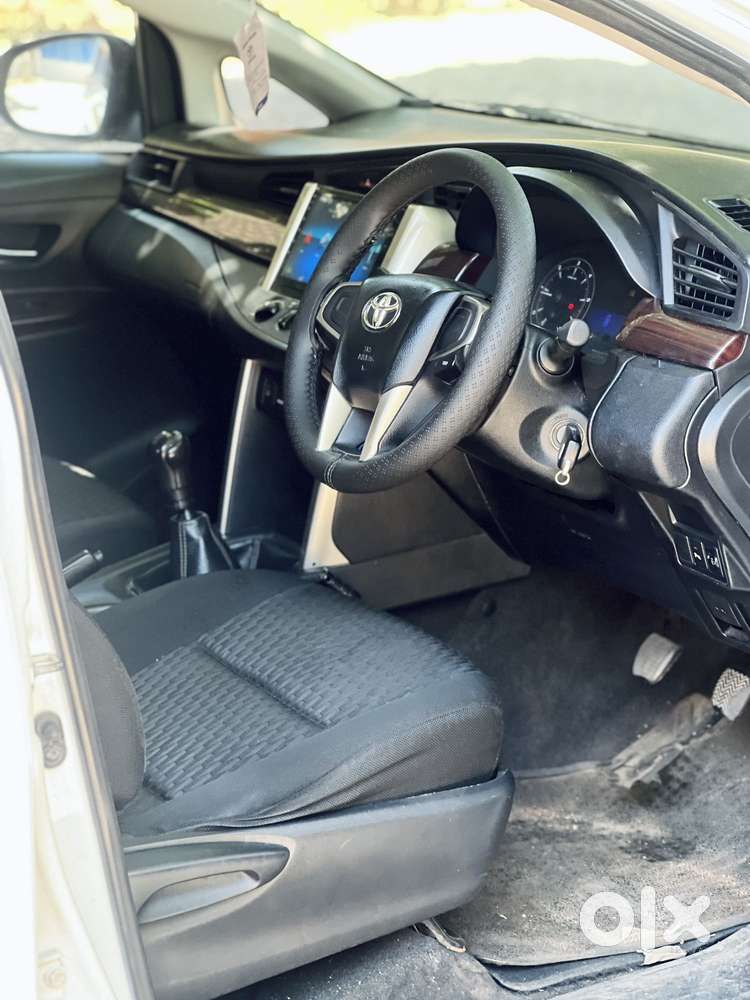 Toyota Innova Crysta 2.4 G Mt, 2017, Diesel