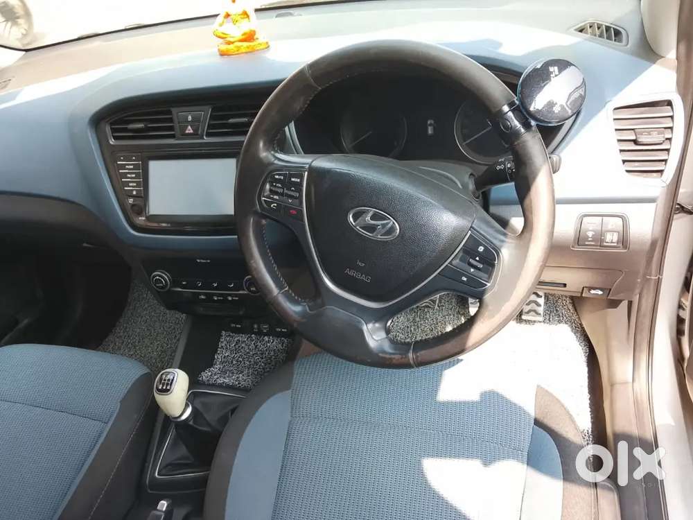 Hyundai New I20 2018 Petrol 150000 Km Driven