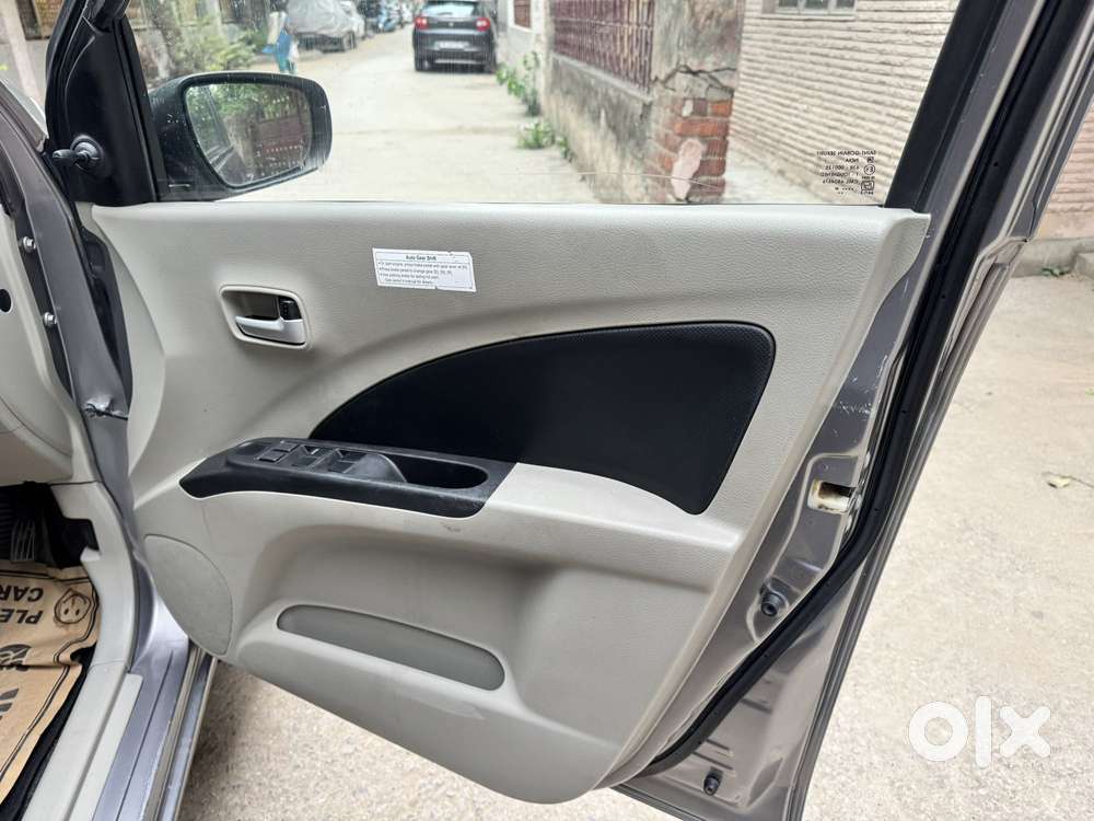 Maruti Suzuki Celerio Vxi At, 2015, Petrol