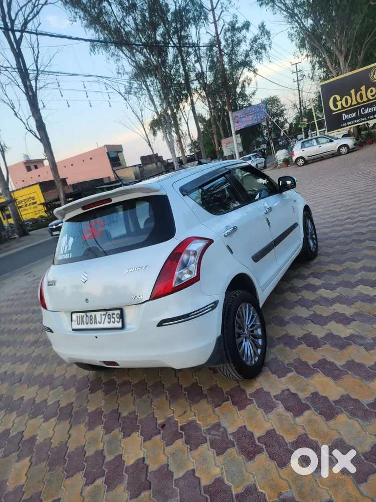 Maruti Suzuki Swift 2015 Petrol 65000 Km Driven