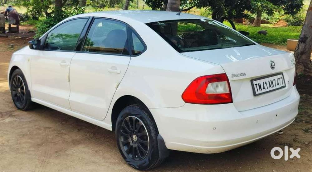 Skoda Rapid 2013-2016 1.5 Tdi At Elegance Black Package, 2015, Diese..