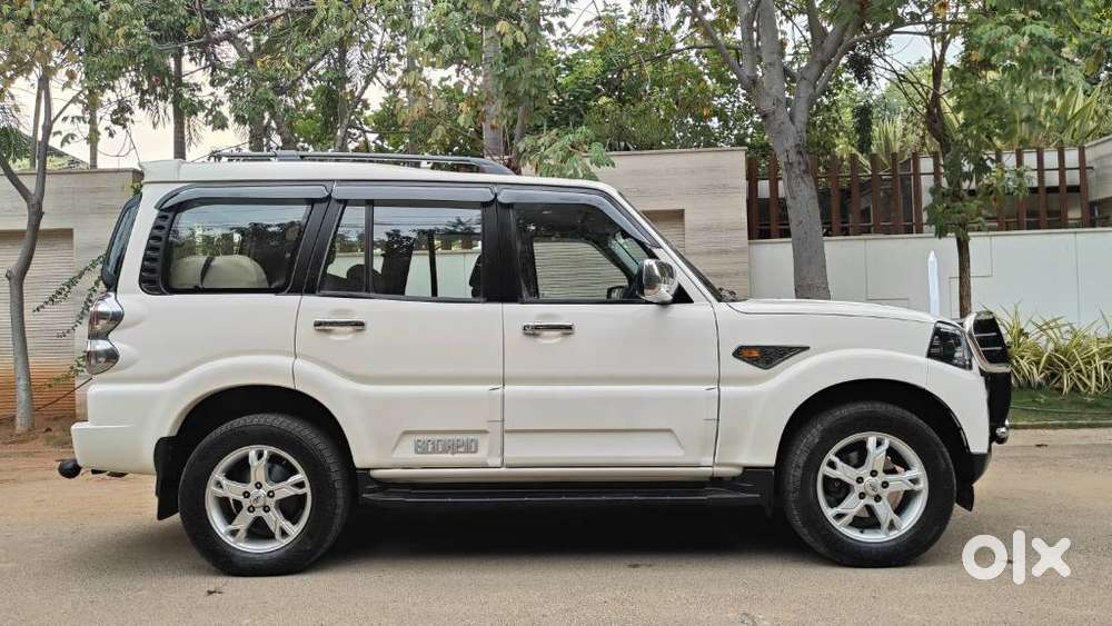 Mahindra Scorpio S10, 2016, Diesel