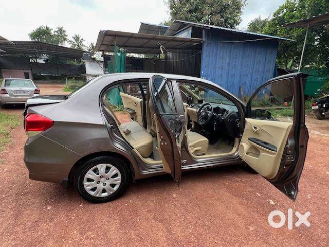 Honda Amaze (2015) Karnataka Registration