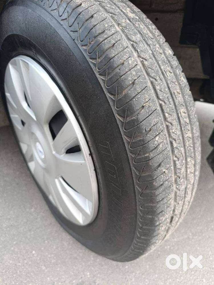 Maruti Suzuki Swift Lxi Optional-o, 2013, Petrol