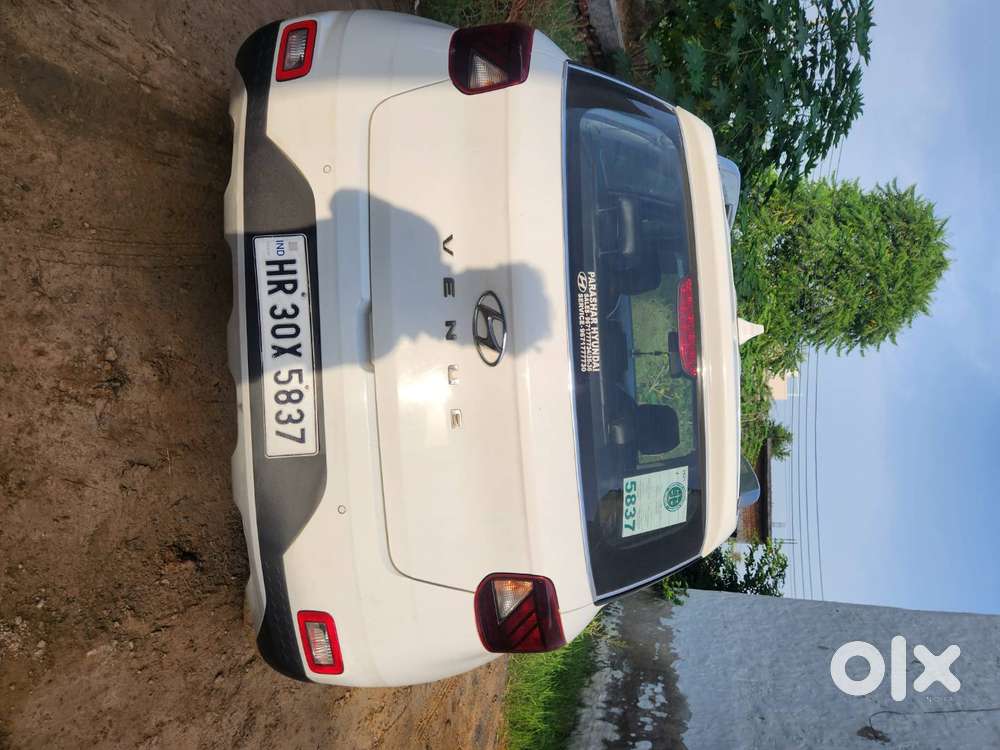 Hyundai Venue Sx 2021 - Urgent Sale