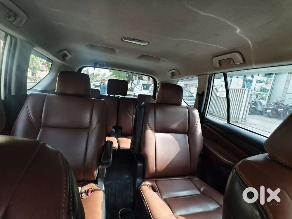 Toyota Innova Crysta 2.4 G Mt 7 Str, 2020, Diesel