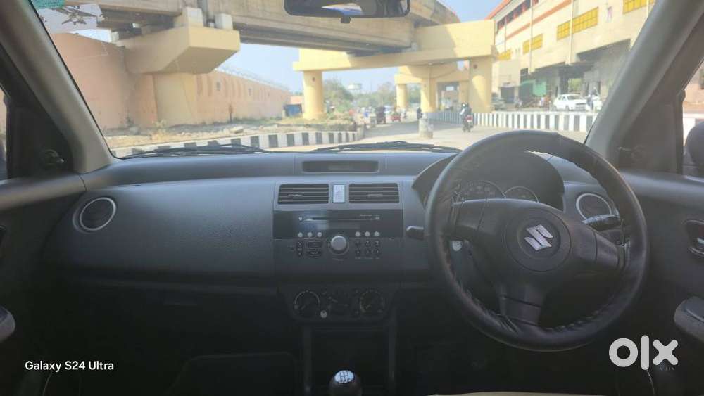 Maruti Suzuki Swift Vxi + Manual, 2009, Petrol