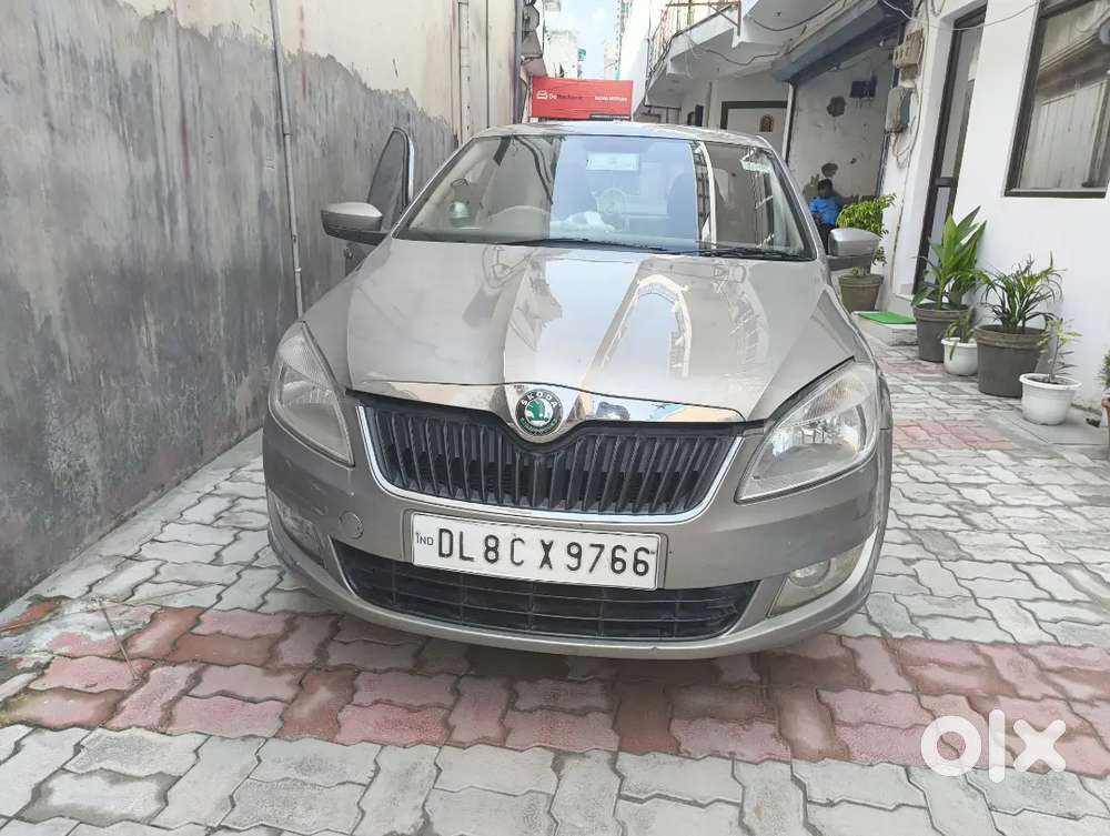Skoda Rapid 2012 Petrol With Manual Transmission