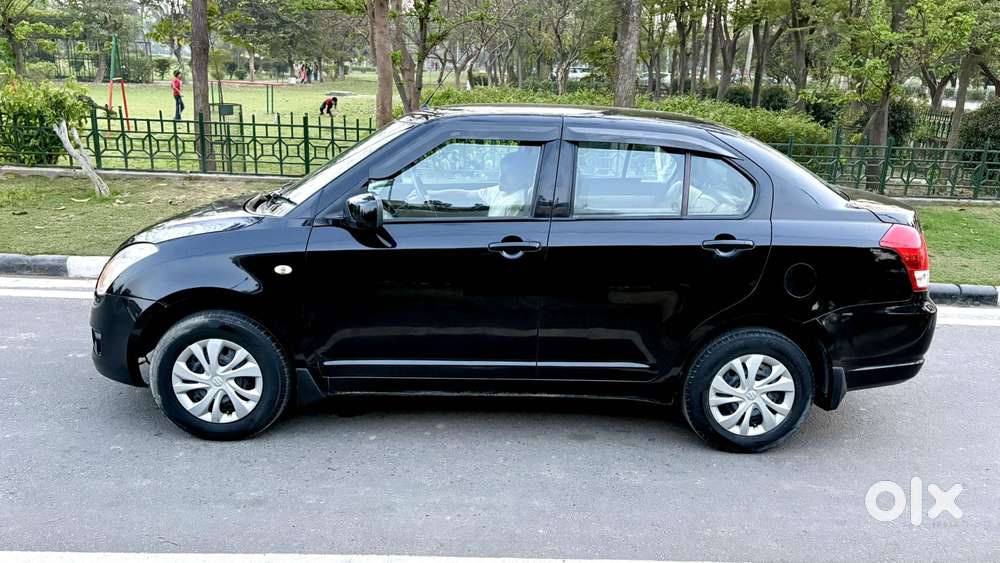Maruti Suzuki Swift Dzire Vxi Optional, 2011, Petrol