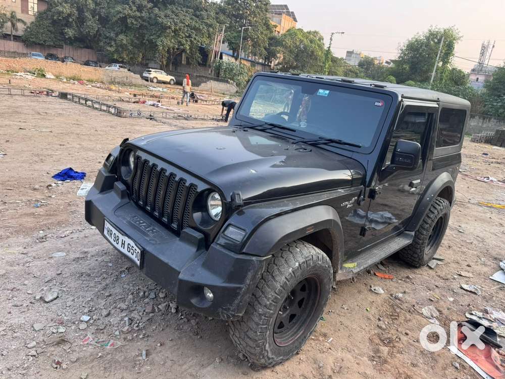 Mahindra Thar Petrol 2023