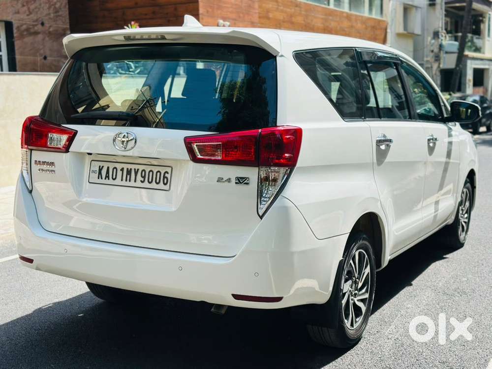 Toyota Innova Crysta [2020-ongoing] 2.4 Vx 7 Str, 2022, Diesel