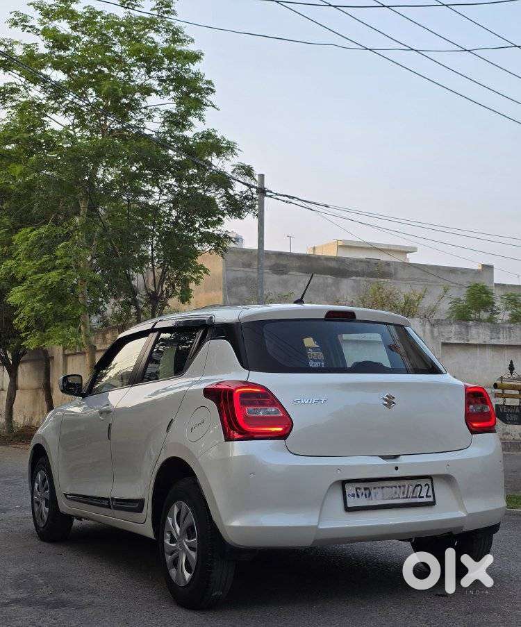 Maruti Suzuki Swift Vvt Vxi, 2023, Petrol